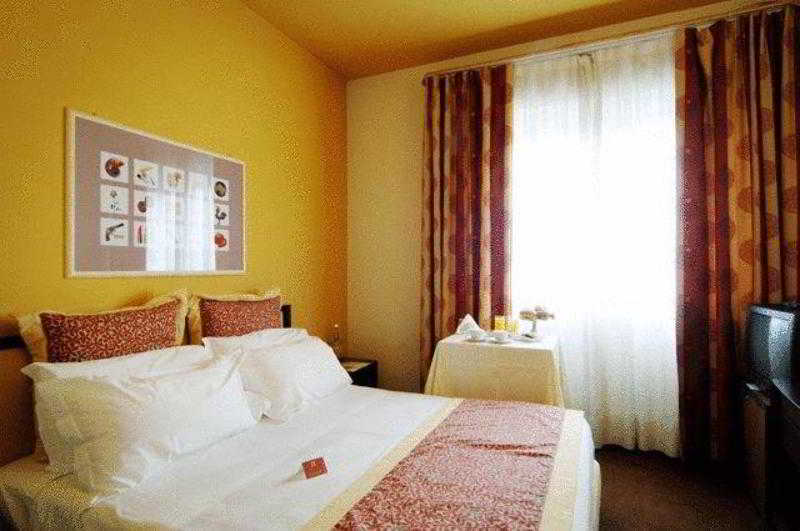 Hotel Le Calandre Рубано Экстерьер фото
